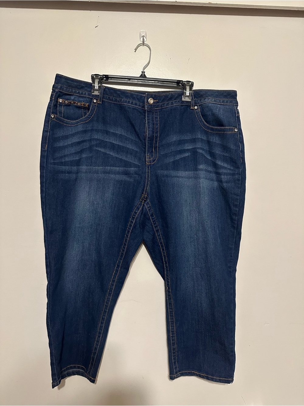 Cato Dark Blue Capri Stretch Jeans Design on Back Pockets